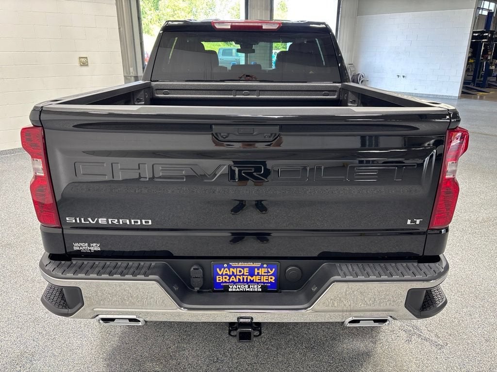 2026 Chevrolet Silverado 1500 LT - Photo 6