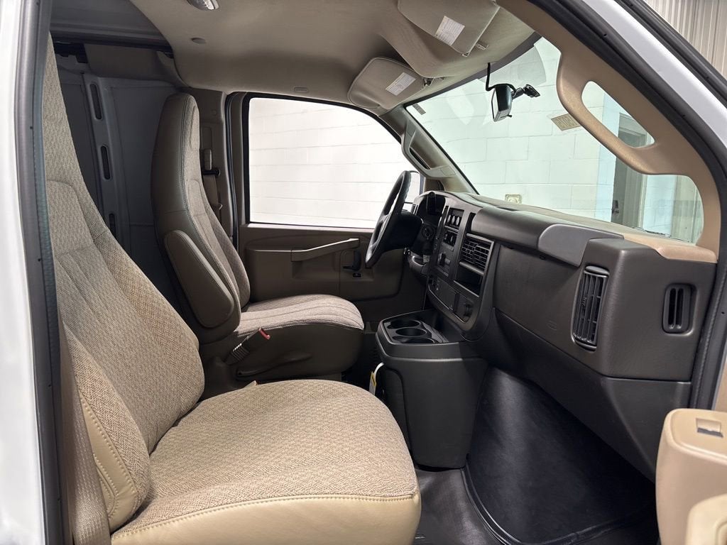 2026 Chevrolet Express Cargo WT