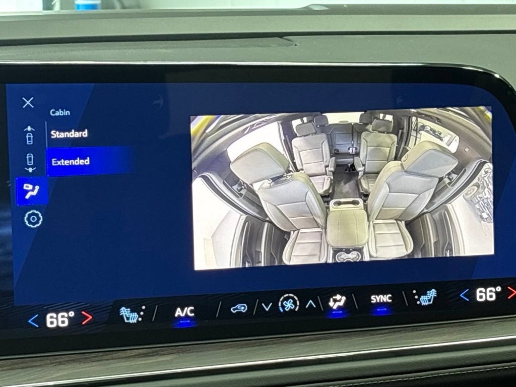 2026 Chevrolet Suburban Z71 - Photo 38
