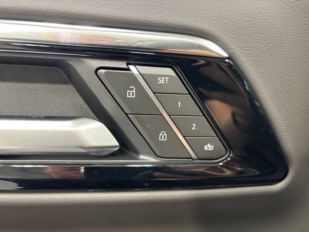 2026 Chevrolet Suburban Z71 - Photo 49