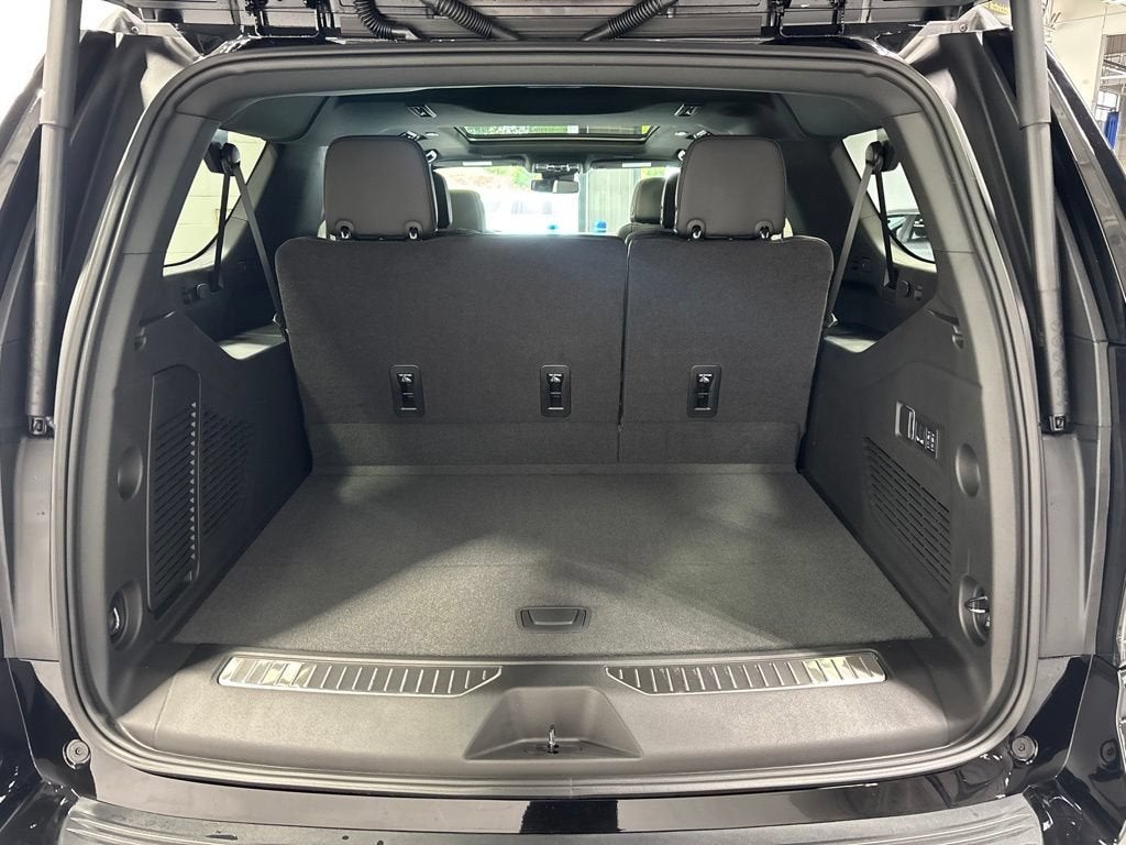 2026 Chevrolet Suburban Z71 - Photo 65
