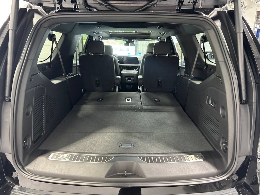 2026 Chevrolet Suburban Z71 - Photo 67