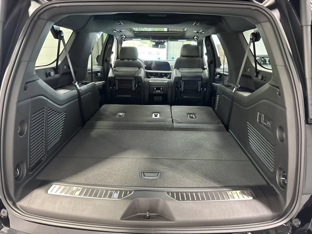 2026 Chevrolet Suburban Z71 - Photo 70