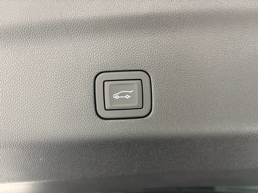 2026 Chevrolet Suburban Z71 - Photo 75