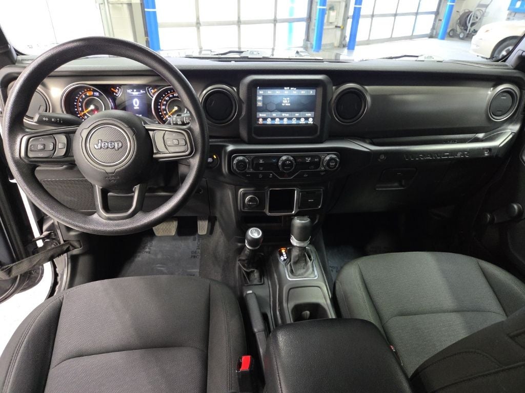 2023 Jeep Wrangler 4-Door Willys Sport 4x4