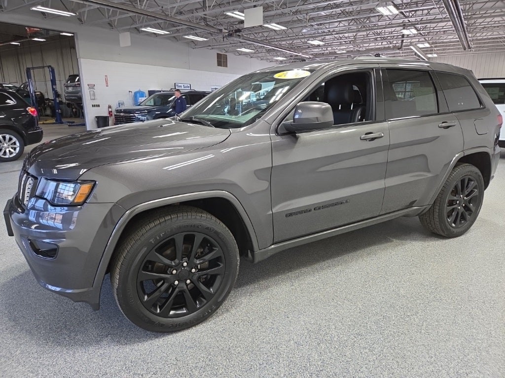 2020 Jeep Grand Cherokee Altitude 4X4