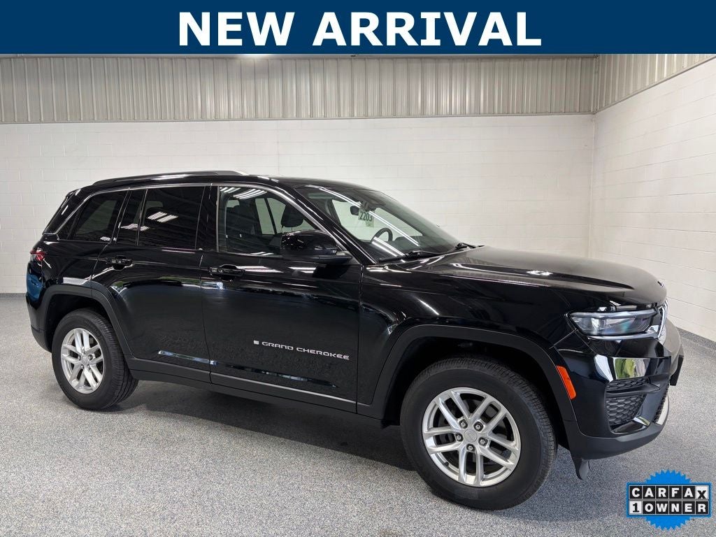 2023 Jeep Grand Cherokee Laredo 4x4