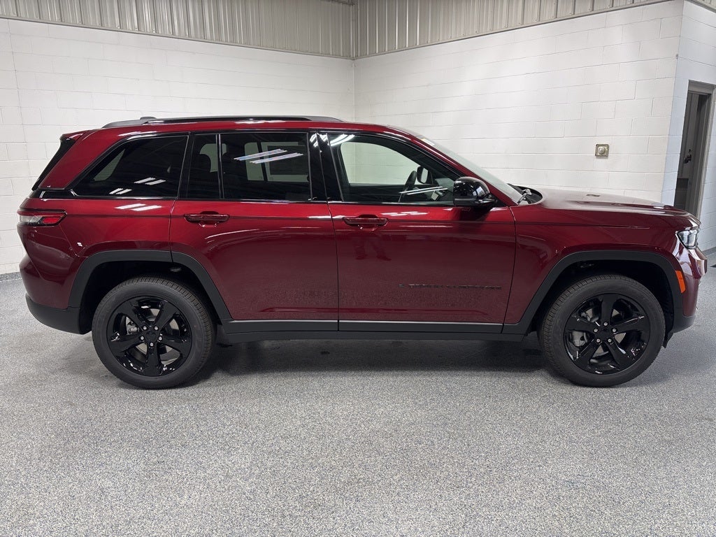 2025 Jeep Grand Cherokee GRAND CHEROKEE LIMITED 4X4