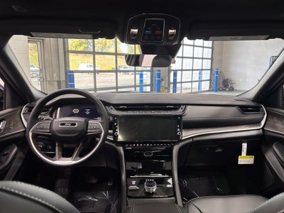 2027 Jeep Grand Cherokee GRAND CHEROKEE LIMITED 4X4