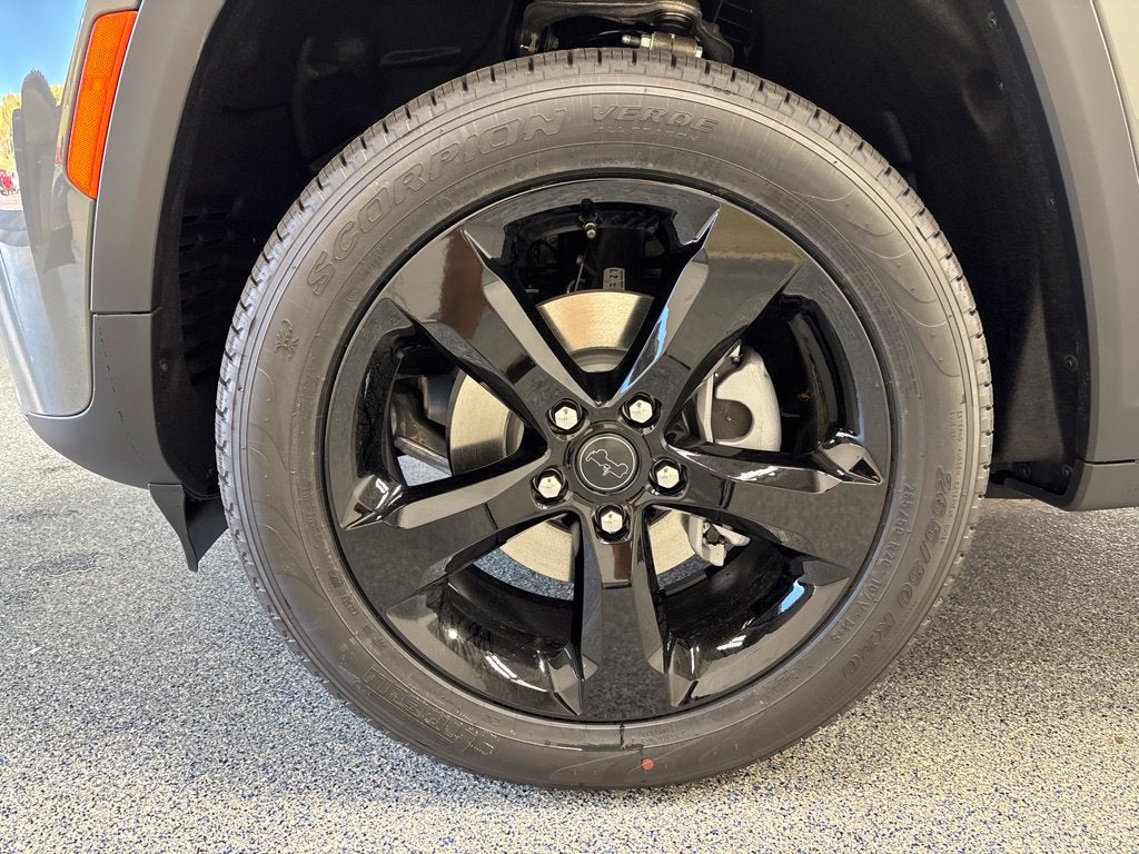 2027 Jeep Grand Cherokee GRAND CHEROKEE LIMITED 4X4