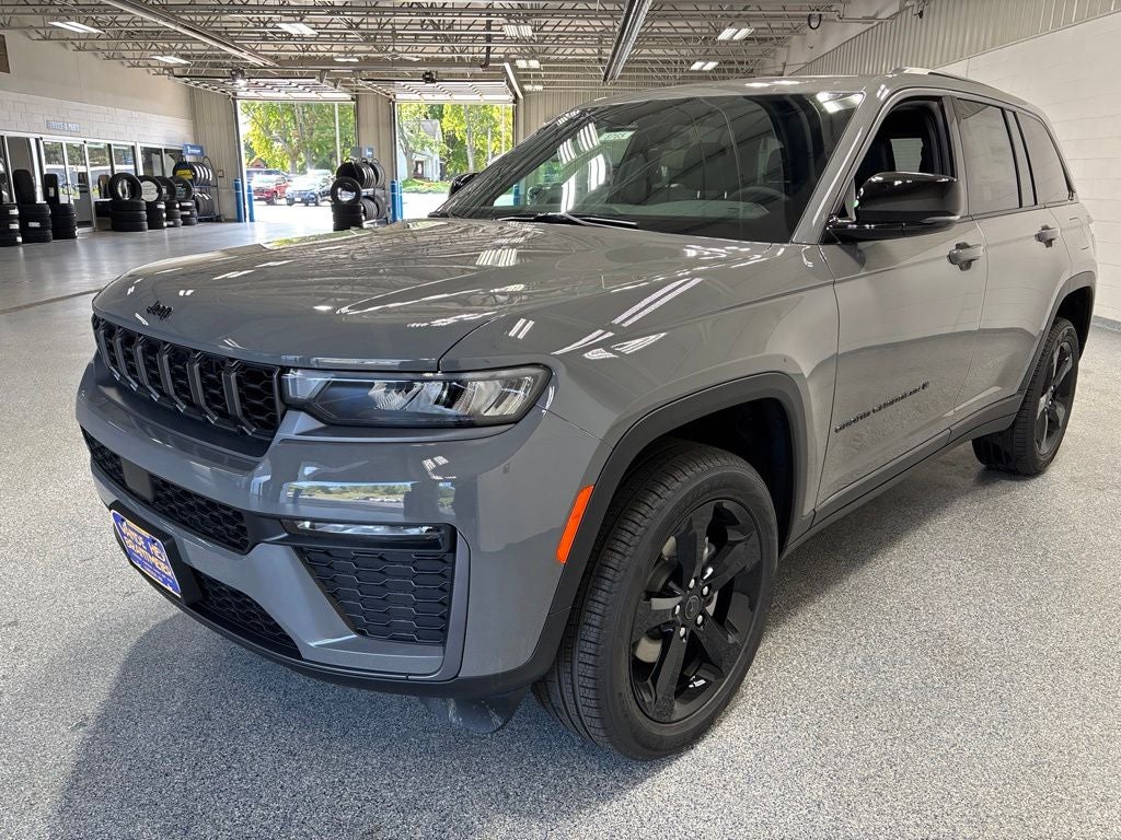 2027 Jeep Grand Cherokee GRAND CHEROKEE LIMITED 4X4