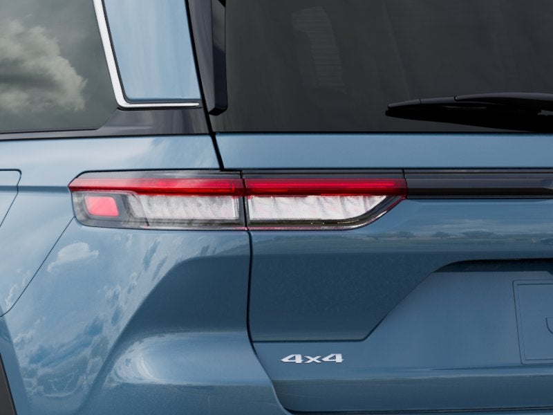 2026 Jeep Grand Cherokee Base