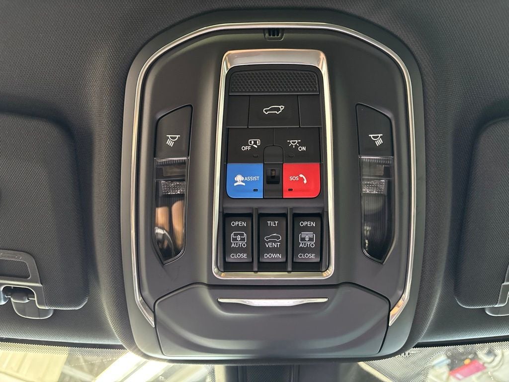 2027 Jeep Grand Cherokee GRAND CHEROKEE LIMITED RESERVE 4X4