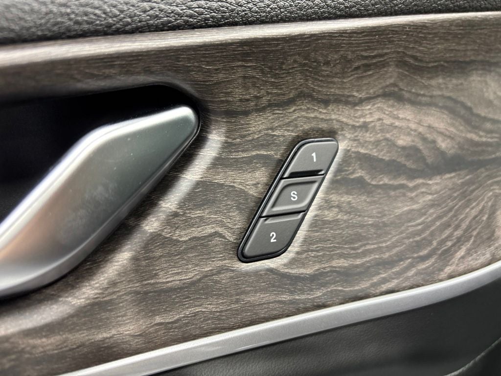 2027 Jeep Grand Cherokee GRAND CHEROKEE LIMITED RESERVE 4X4