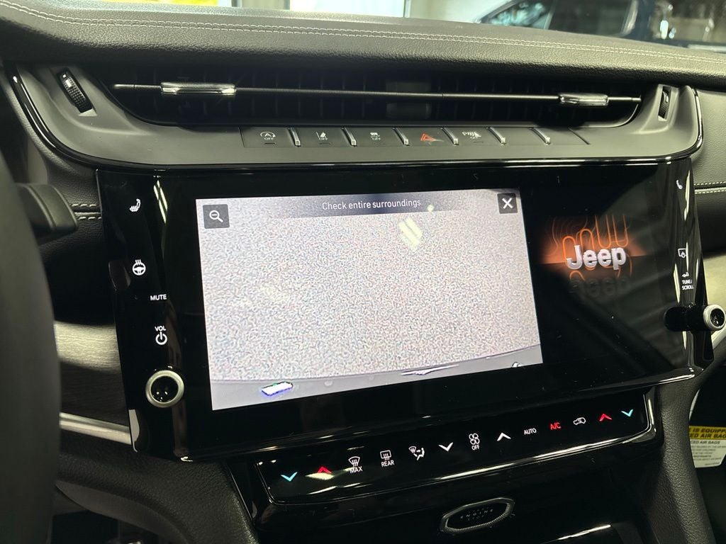 2027 Jeep Grand Cherokee GRAND CHEROKEE LIMITED 4X4