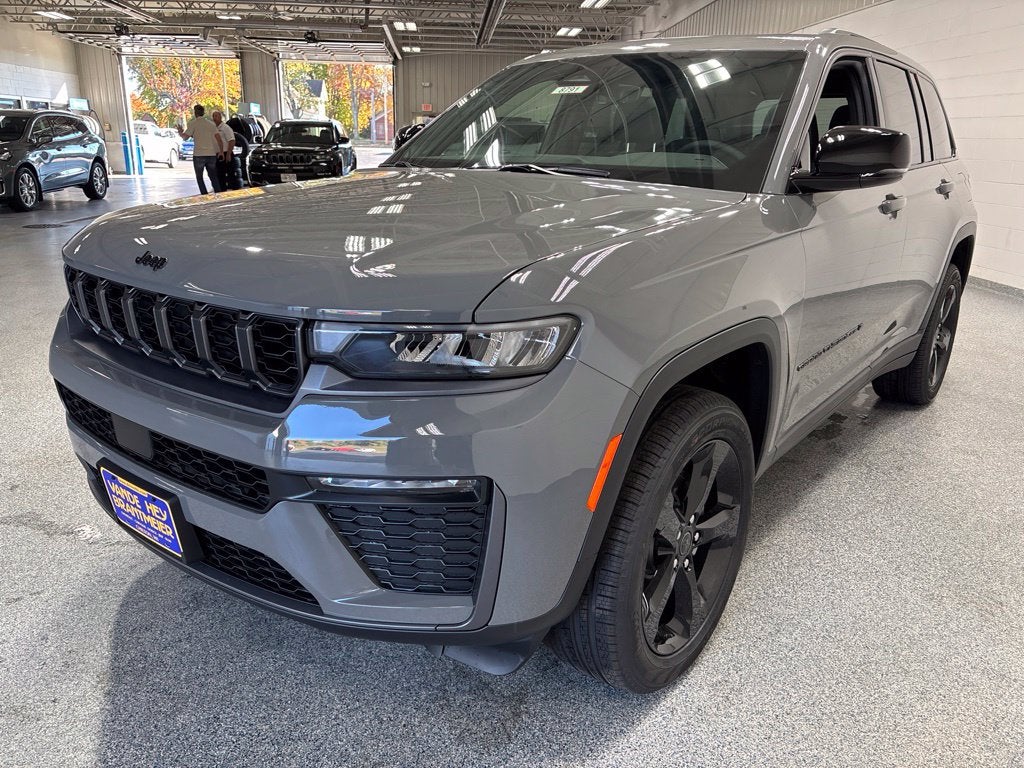 2027 Jeep Grand Cherokee GRAND CHEROKEE LIMITED 4X4