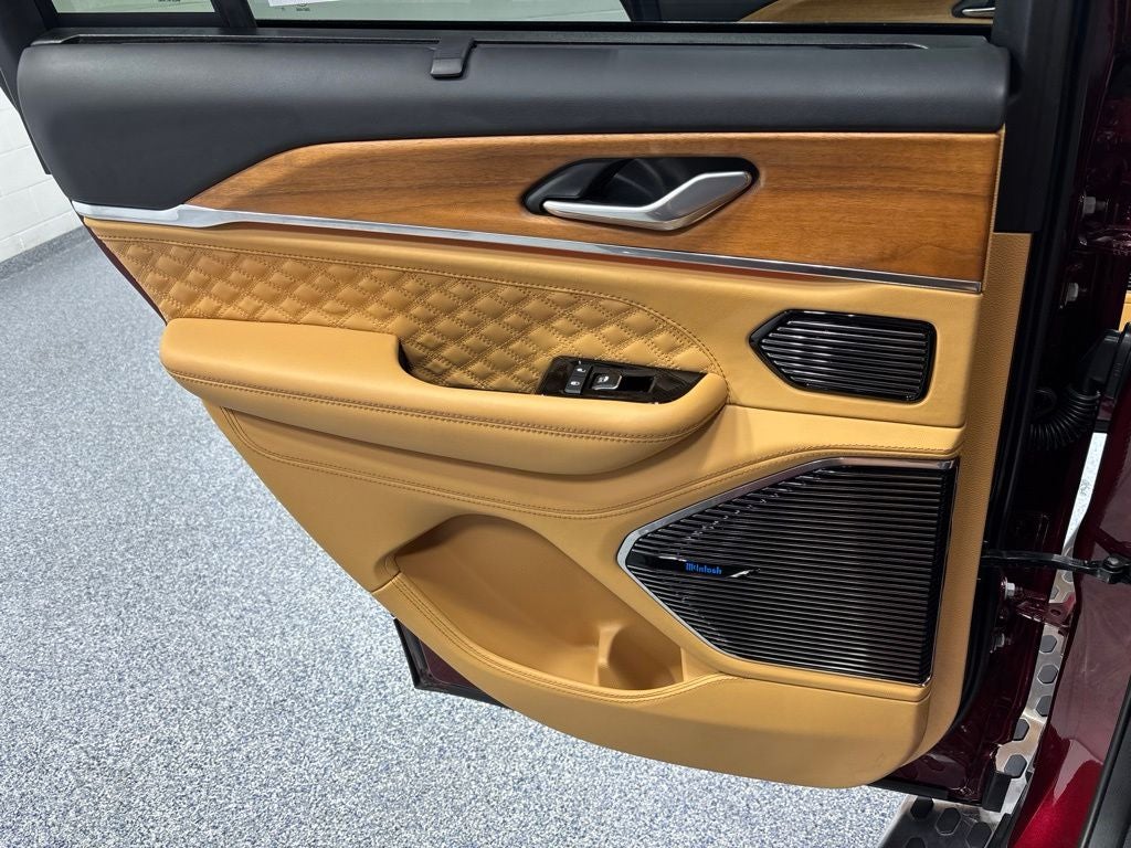 2025 Jeep Grand Cherokee Summit Reserve 4x4