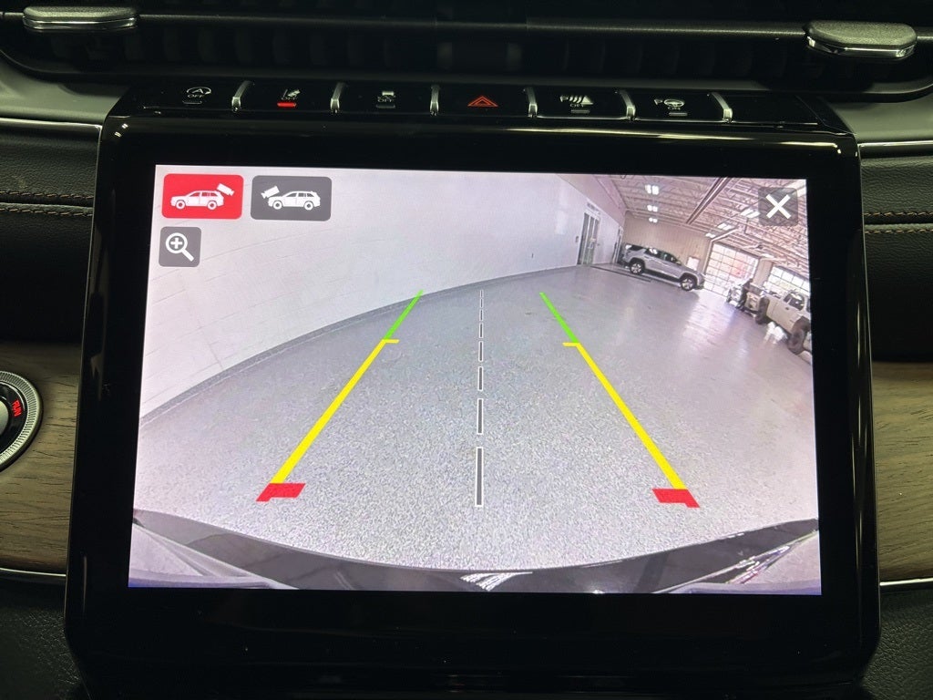 2025 Jeep Grand Cherokee GRAND CHEROKEE SUMMIT 4X4