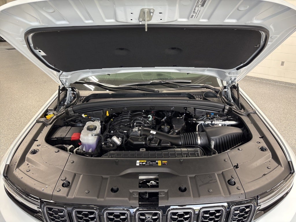 2025 Jeep Grand Cherokee GRAND CHEROKEE SUMMIT 4X4