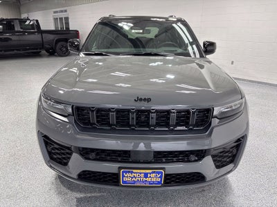 2027 Jeep Grand Cherokee GRAND CHEROKEE SUMMIT 4X4