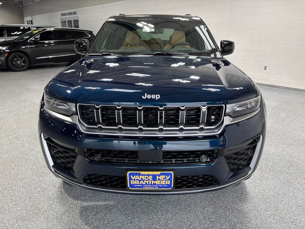 2027 Jeep Grand Cherokee Summit
