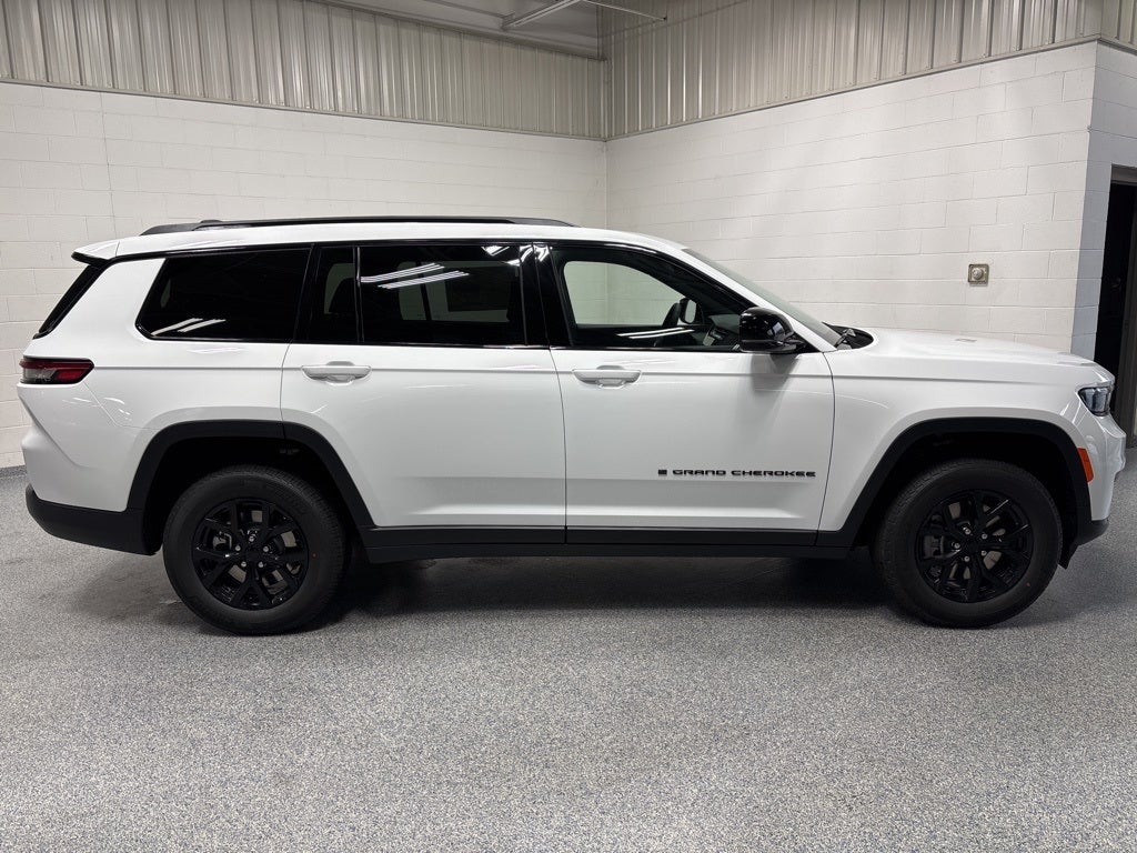 2025 Jeep Grand Cherokee L GRAND CHEROKEE L ALTITUDE X 4X4