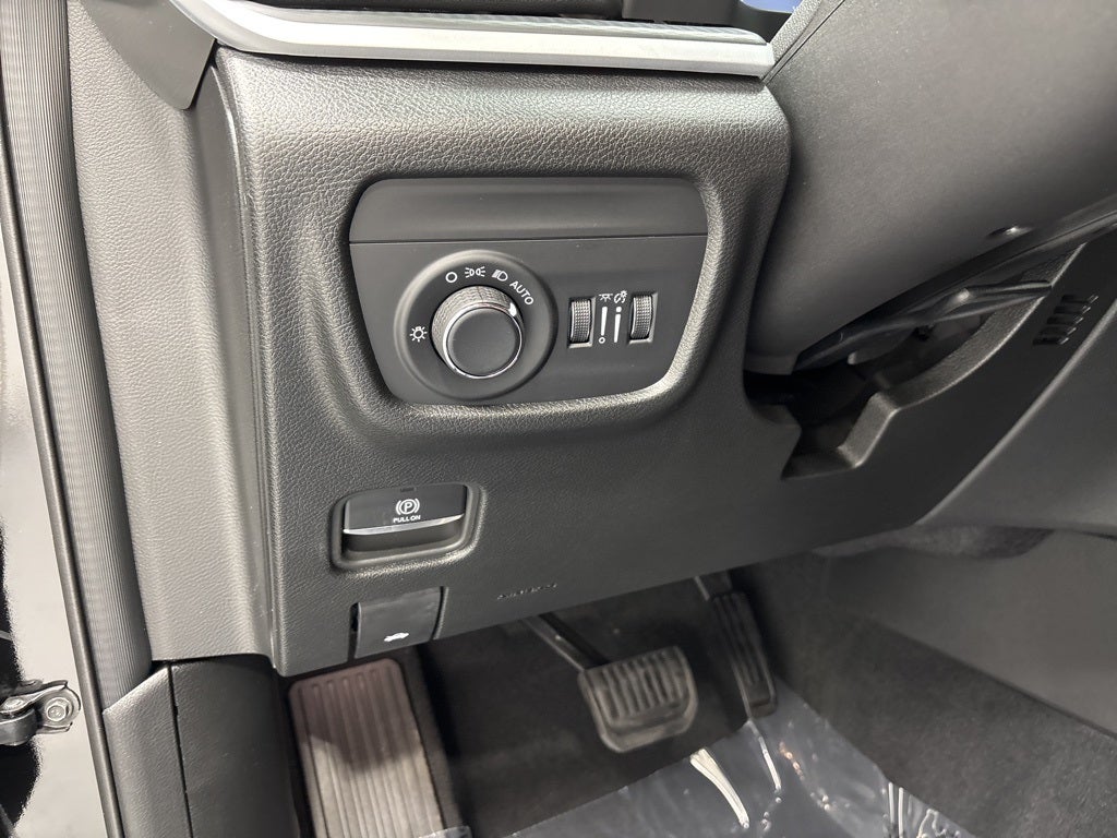 2025 Jeep Grand Cherokee L GRAND CHEROKEE L ALTITUDE X 4X4