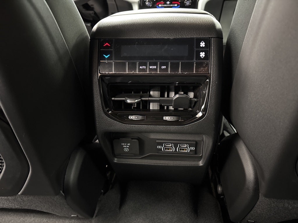 2025 Jeep Grand Cherokee L GRAND CHEROKEE L ALTITUDE X 4X4