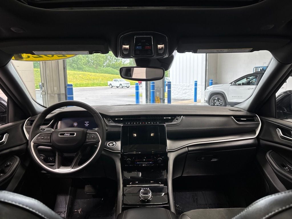 2023 Jeep Grand Cherokee L Altitude 4x4