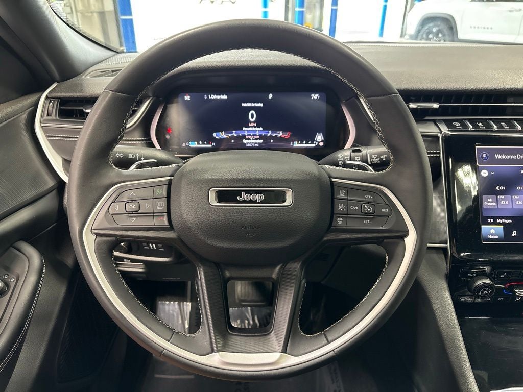 2023 Jeep Grand Cherokee L Altitude 4x4