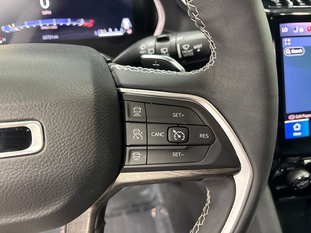 2023 Jeep Grand Cherokee L Limited 4x4