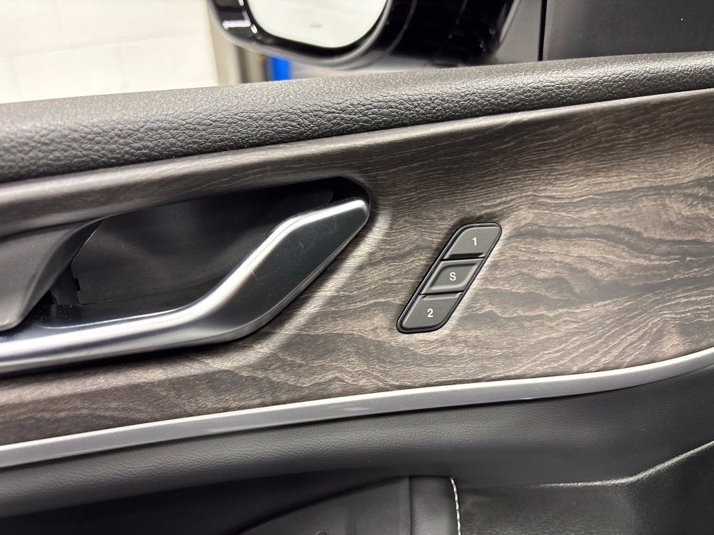 2027 Jeep Grand Cherokee L GRAND CHEROKEE L LIMITED 4X4