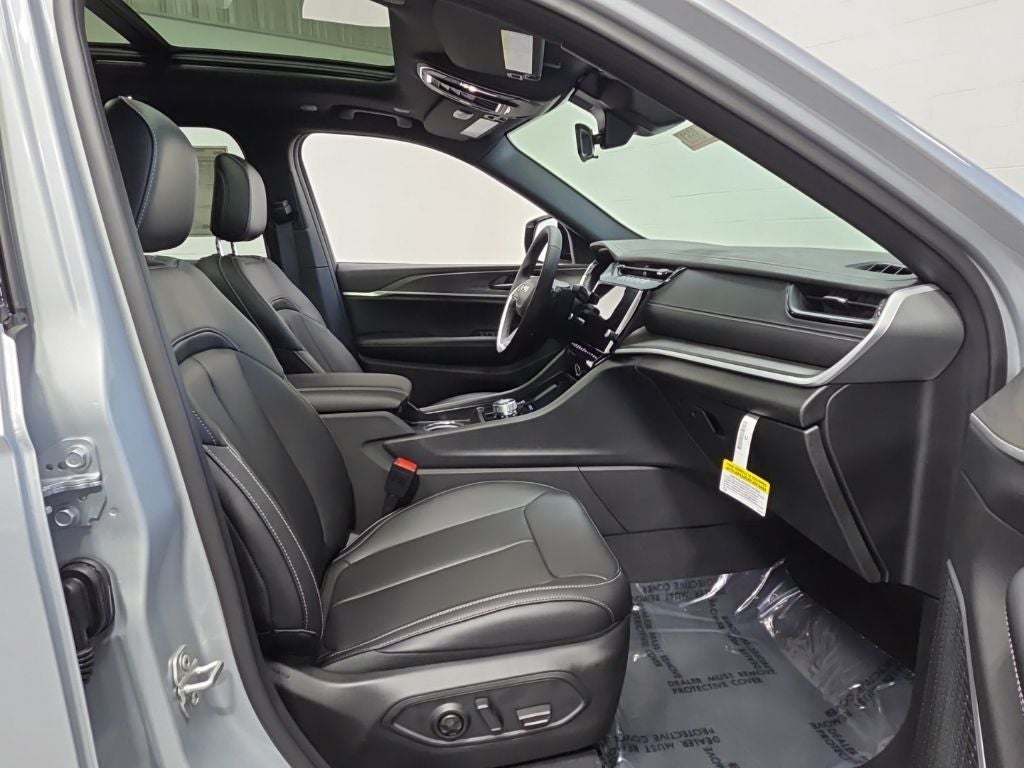 2026 Jeep Grand Cherokee L GRAND CHEROKEE L LIMITED 4X4