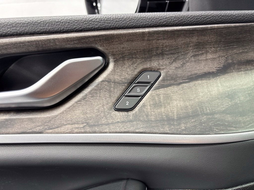 2027 Jeep Grand Cherokee L GRAND CHEROKEE L LIMITED 4X4