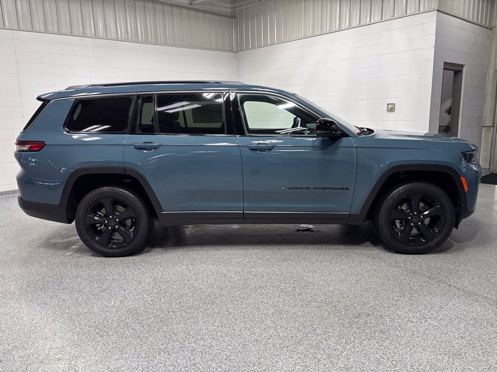 2027 Jeep Grand Cherokee L GRAND CHEROKEE L LIMITED 4X4