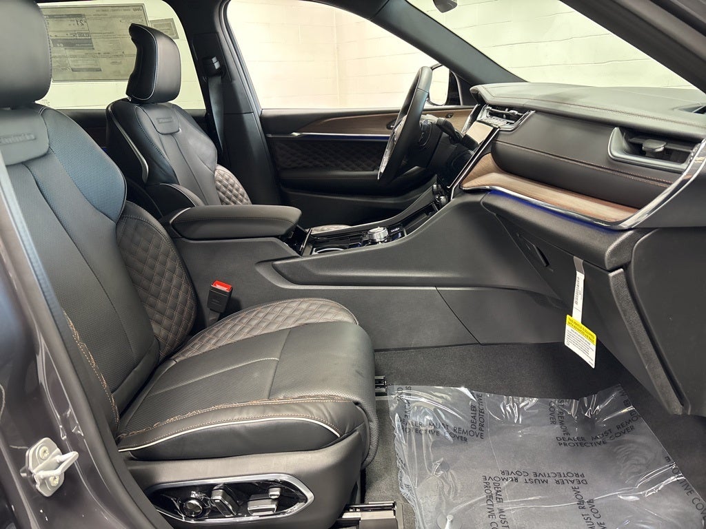 2025 Jeep Grand Cherokee L GRAND CHEROKEE L SUMMIT 4X4