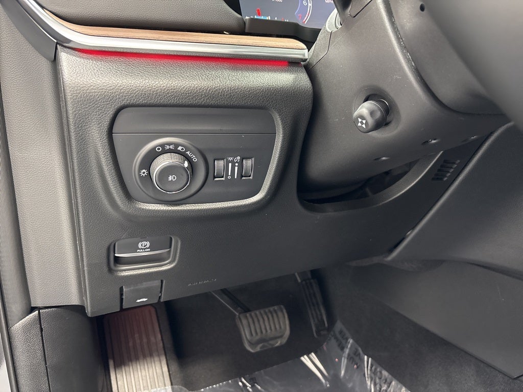 2025 Jeep Grand Cherokee L GRAND CHEROKEE L SUMMIT 4X4