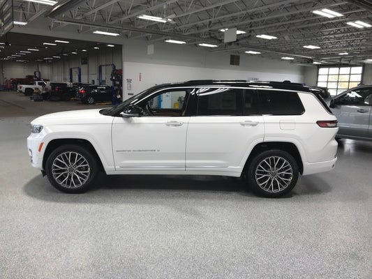 2024 Jeep Grand Cherokee GRAND CHEROKEE L SUMMIT RESERVE 4X4 in Chilton, WI - Vande Hey Brantmeier Automotive Group