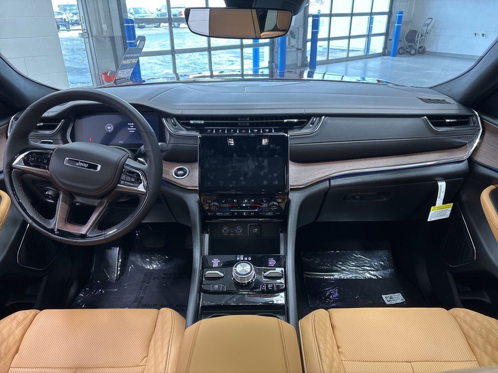 2025 Jeep Grand Cherokee L GRAND CHEROKEE L SUMMIT 4X4