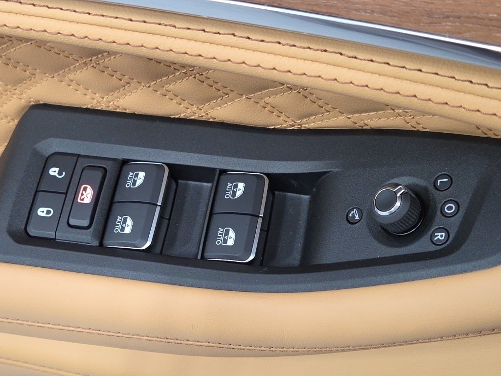 2026 Jeep Grand Cherokee L GRAND CHEROKEE L SUMMIT 4X4