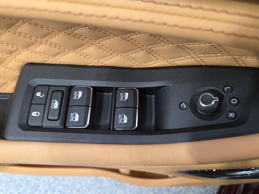 2026 Jeep Grand Cherokee L GRAND CHEROKEE L SUMMIT 4X4