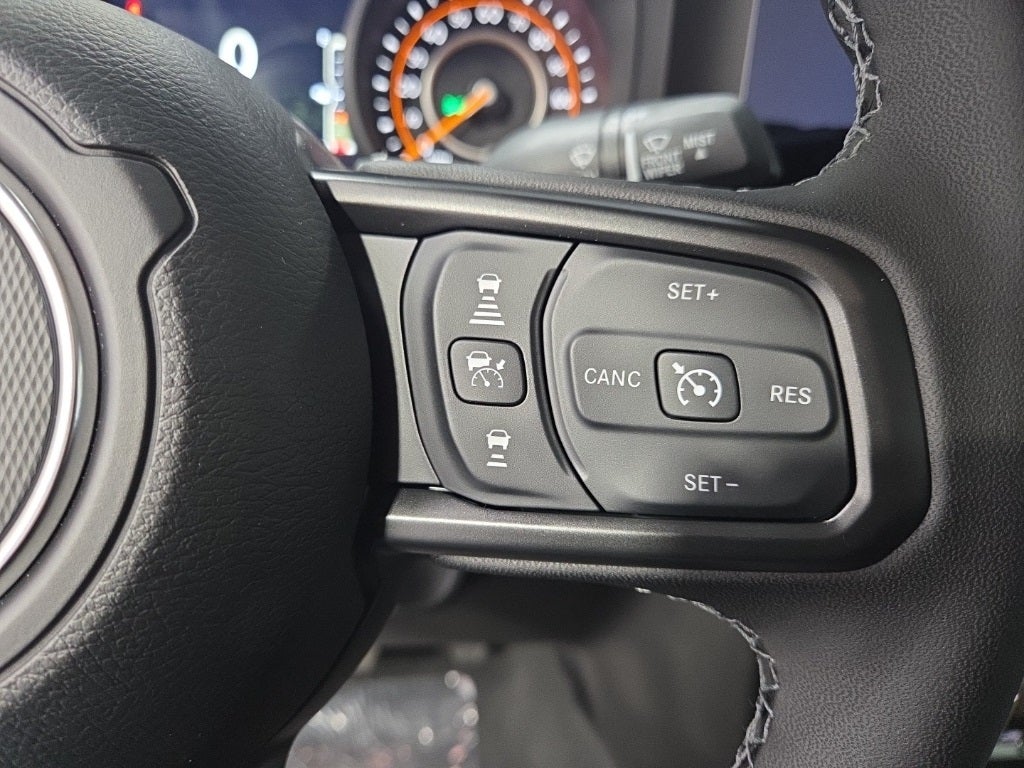 2026 Jeep Gladiator GLADIATOR SAHARA 4X4