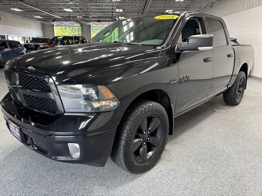 2018 RAM 1500 Big Horn Crew Cab 4x4 5'7' Box