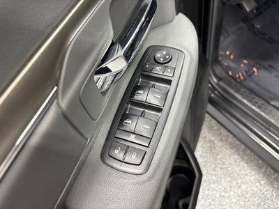 2018 RAM 1500 Big Horn Crew Cab 4x4 5'7' Box