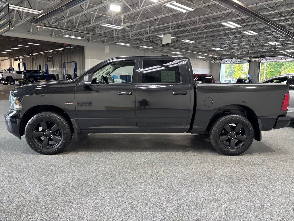 2018 RAM 1500 Big Horn Crew Cab 4x4 5'7' Box