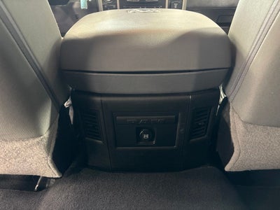 2018 RAM 1500 Big Horn Crew Cab 4x4 5'7' Box