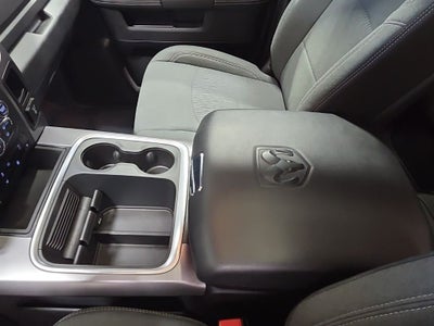 2024 RAM 1500 Classic Warlock Crew Cab 4x4 5'7' Box
