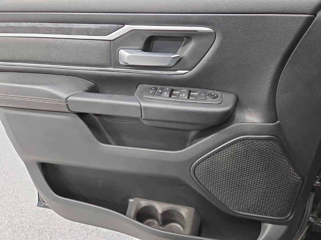 2021 RAM 1500 Big Horn Quad Cab 4x4 6'4' Box