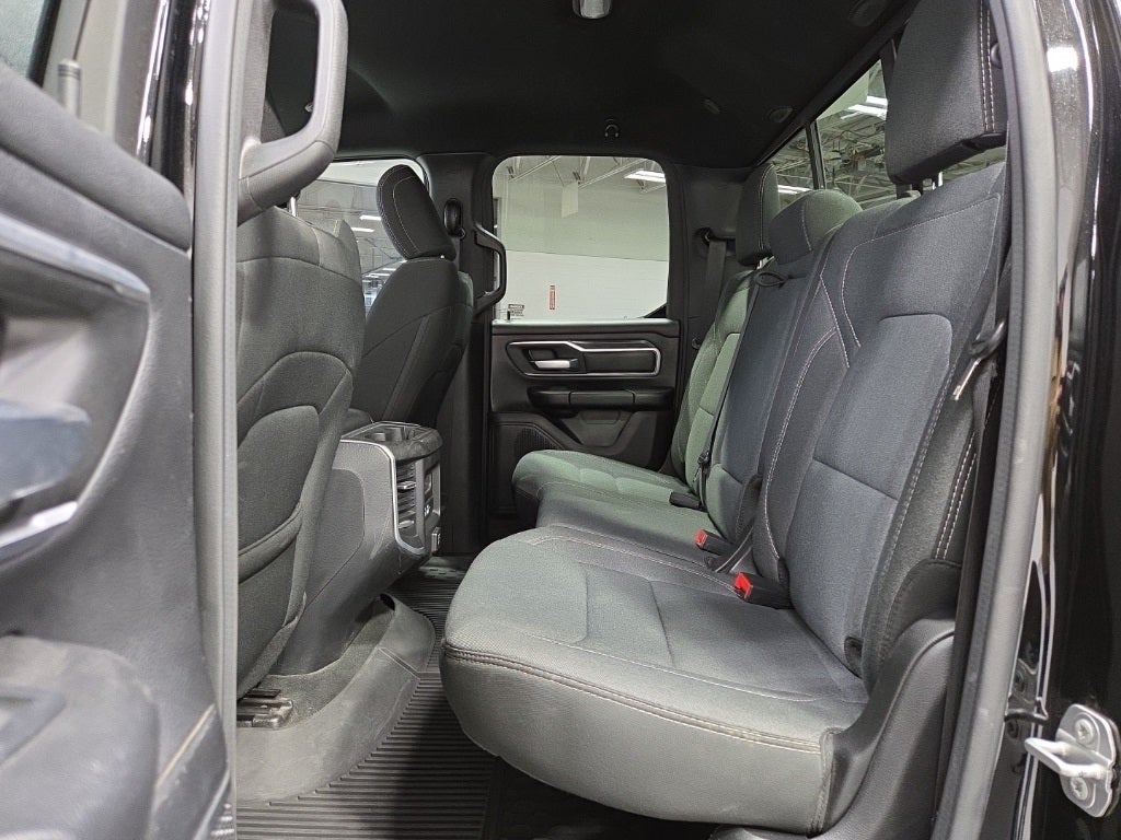 2021 RAM 1500 Big Horn Quad Cab 4x4 6'4' Box