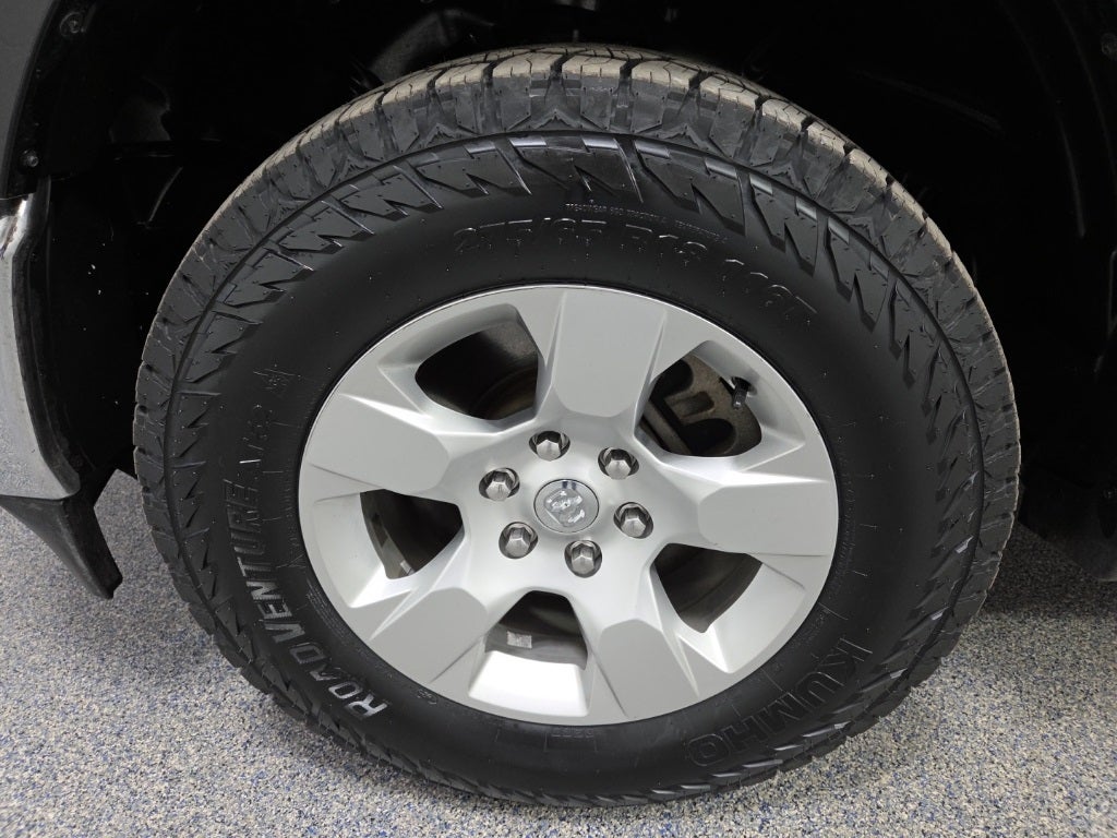 2021 RAM 1500 Big Horn Quad Cab 4x4 6'4' Box